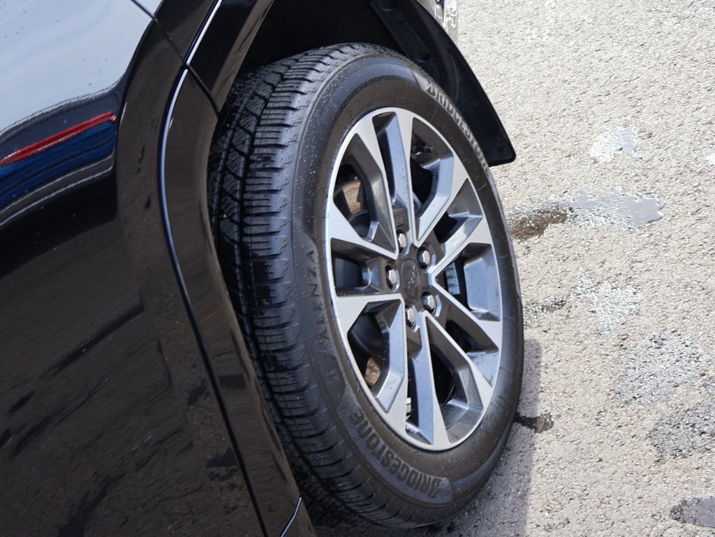 Used 2023 Jeep Grand Cherokee L Overland image 34