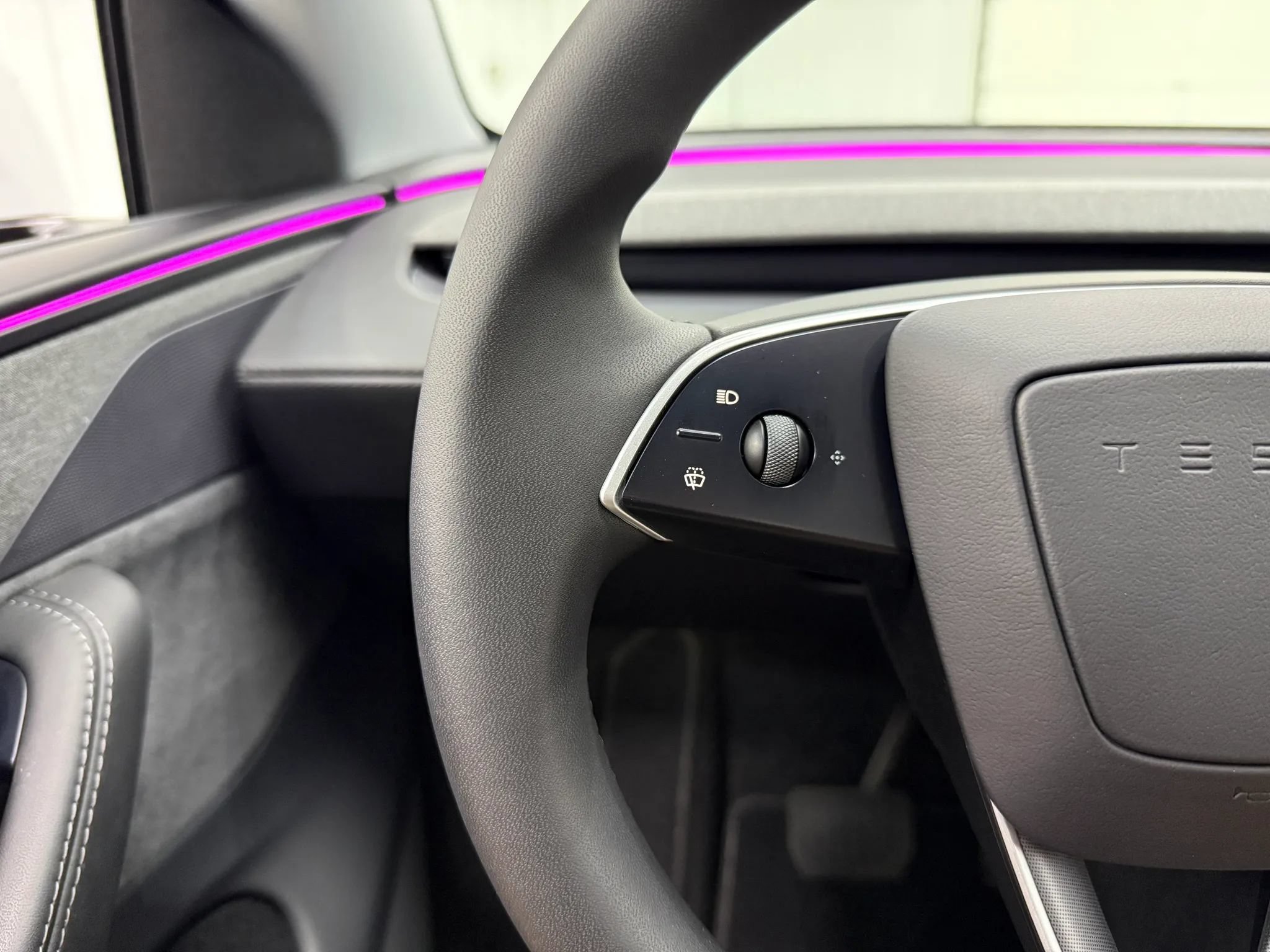Used 2026 Tesla Model Y AWD image 26
