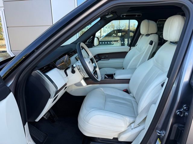 Certified 2024 Land Rover Range Rover SE image 14