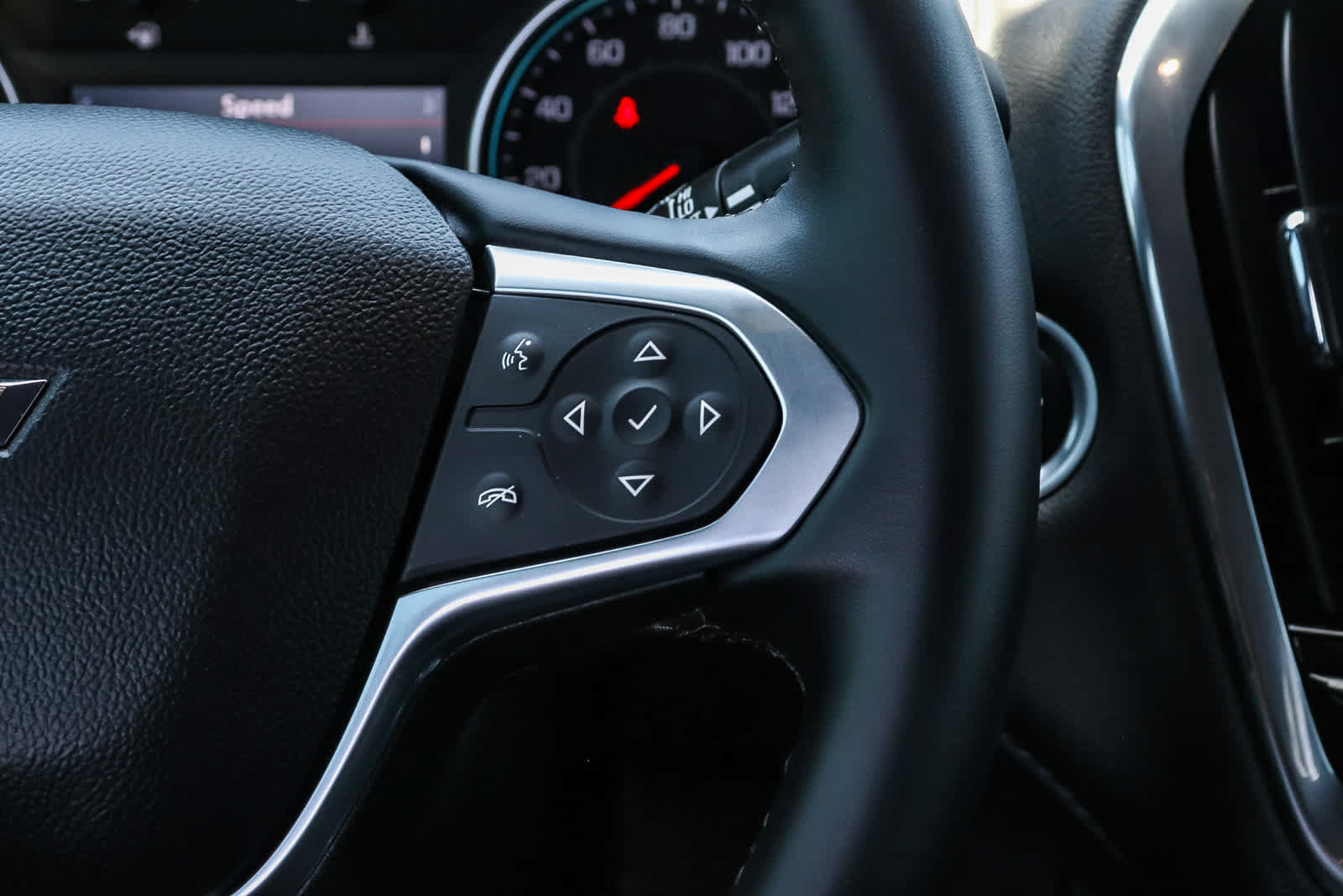 Used 2023 Chevrolet Traverse LT FWD image 20
