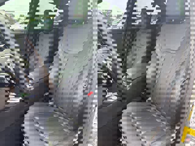 Used 2021 BMW 330e w/ Convenience Package RWD image 21