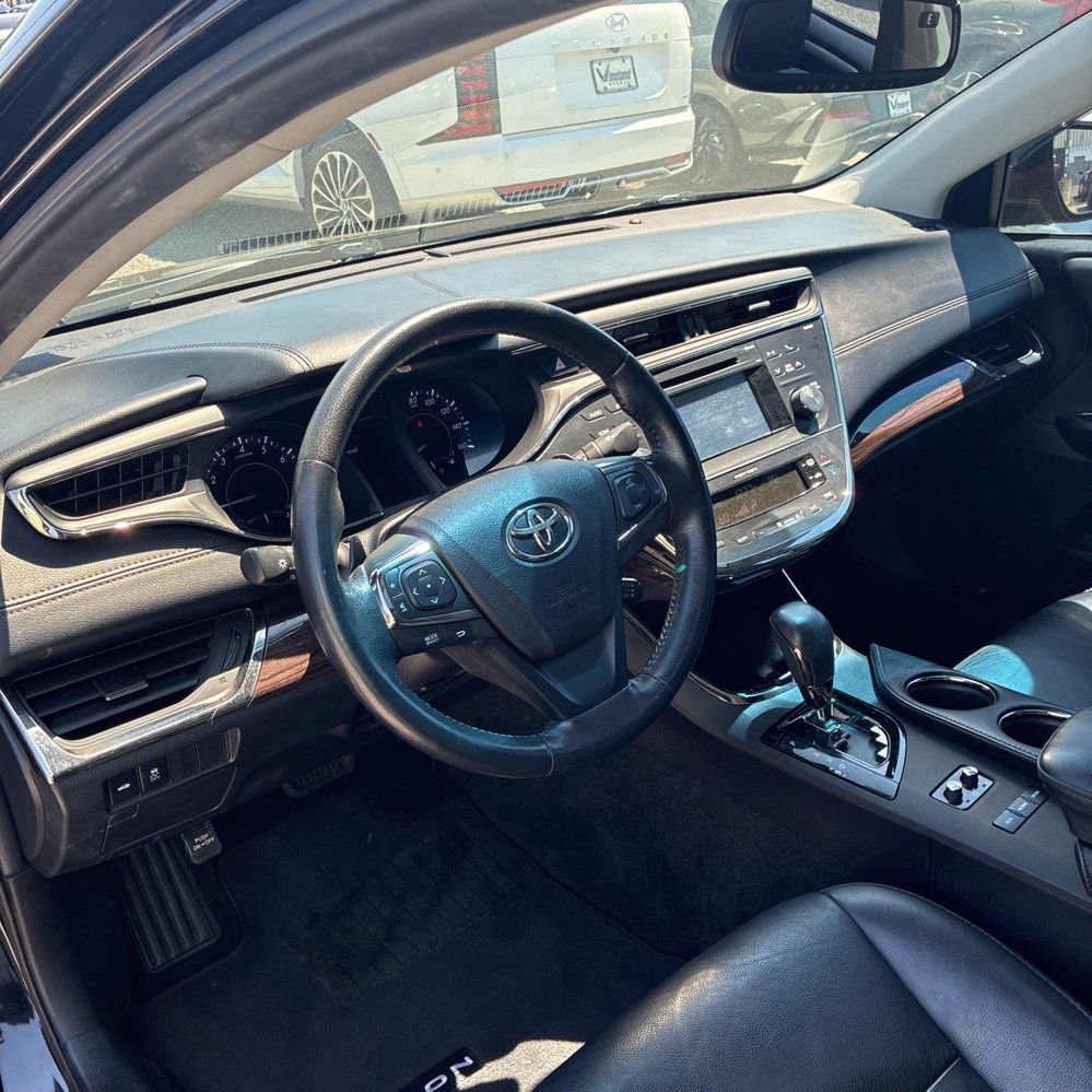 Used 2015 Toyota Avalon XLE Premium FWD image 7