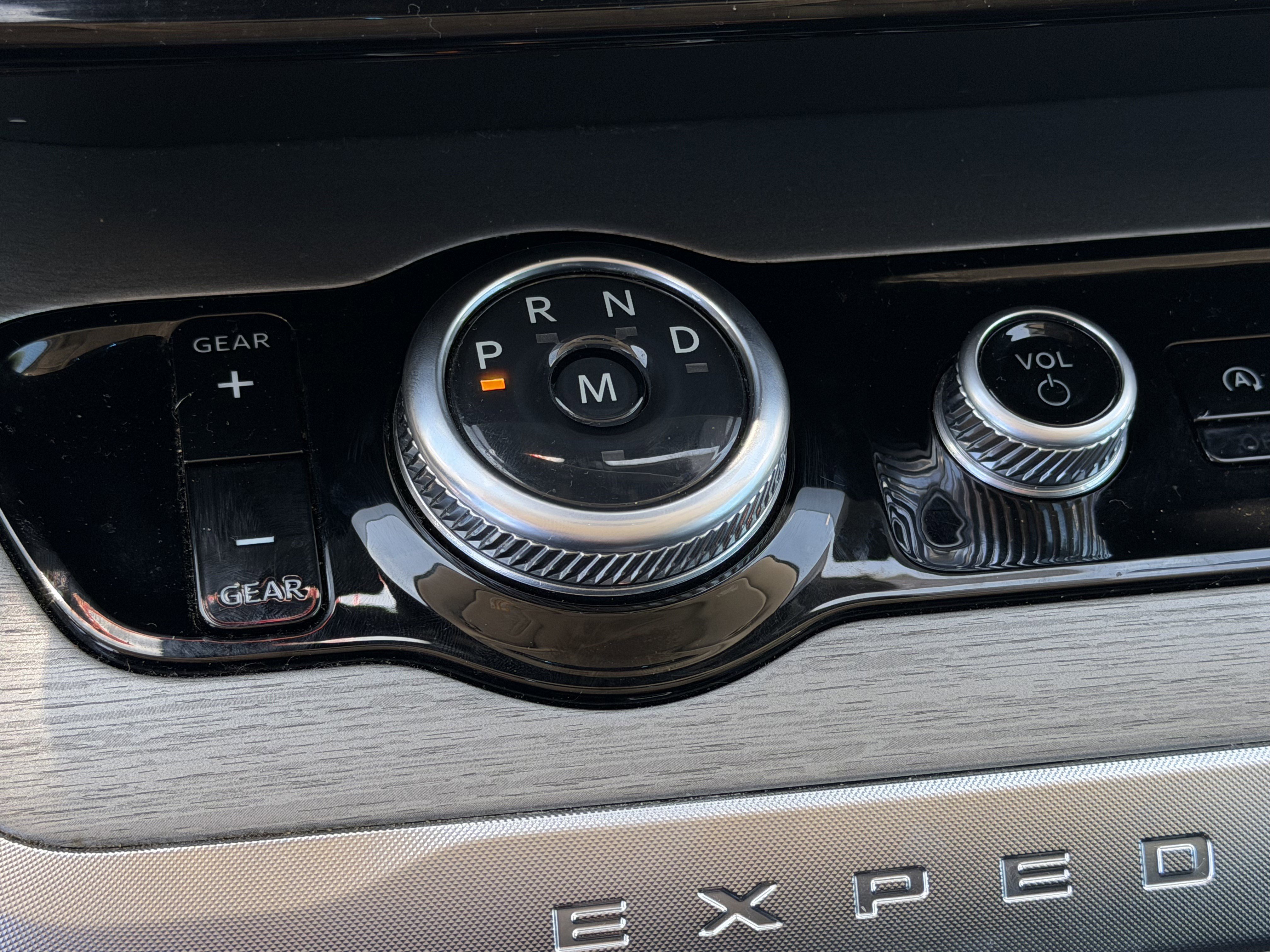 Certified 2025 Ford Expedition Max Platinum AWD/4WD image 21