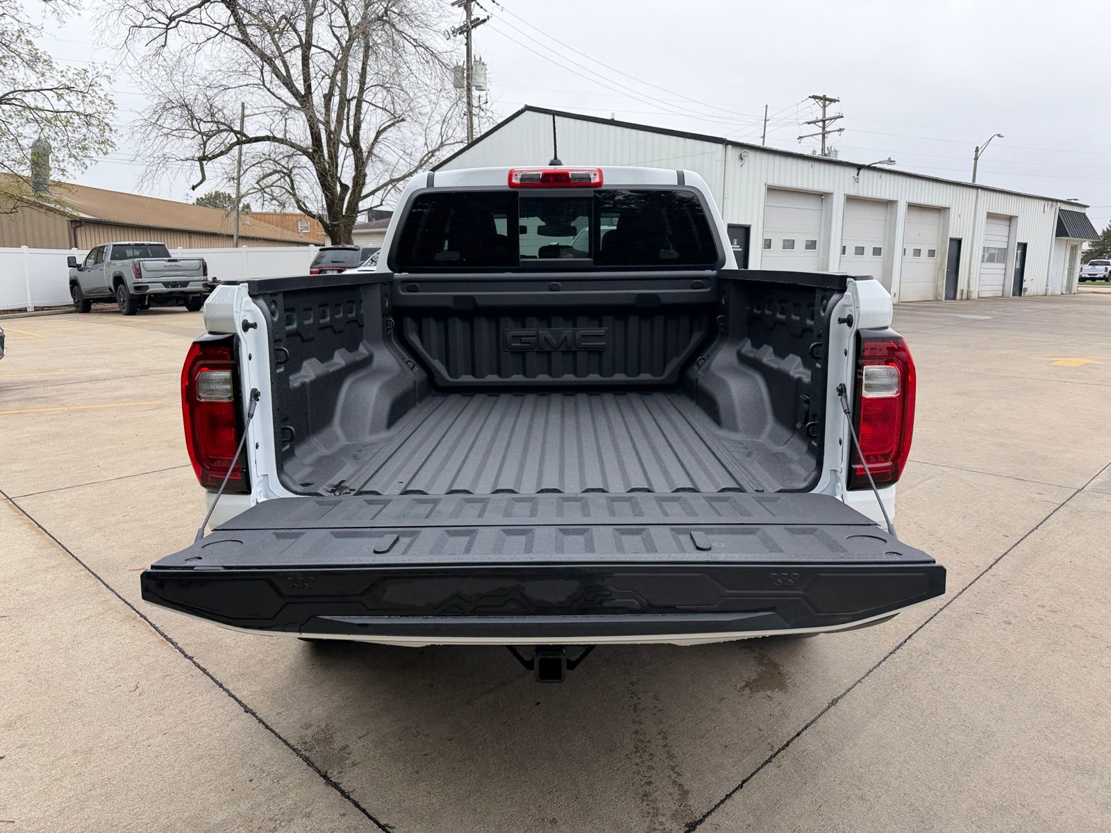 New 2026 GMC Canyon Elevation w/ Convenience Package image 38