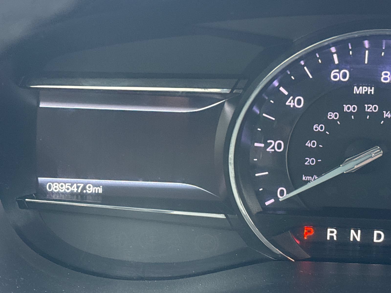 Used 2018 Ford Explorer Limited w/ Ford Safe & Smart Package FWD image 23