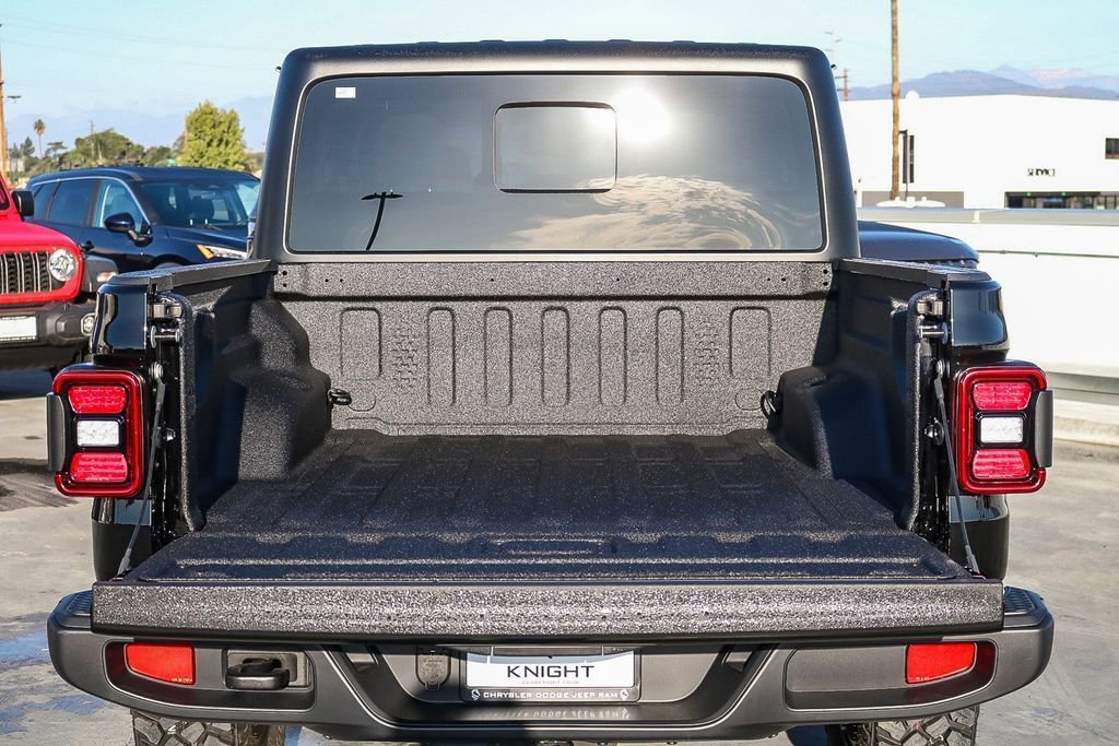 New 2026 Jeep Gladiator Willys image 28