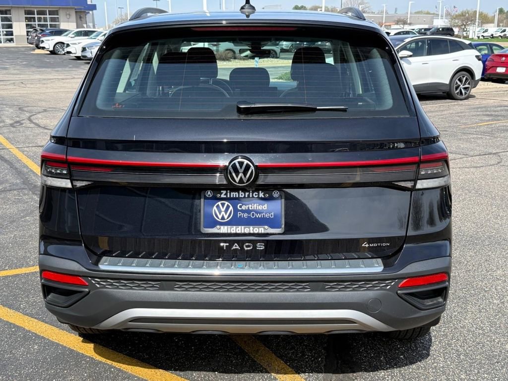 Certified 2025 Volkswagen Taos S image 4