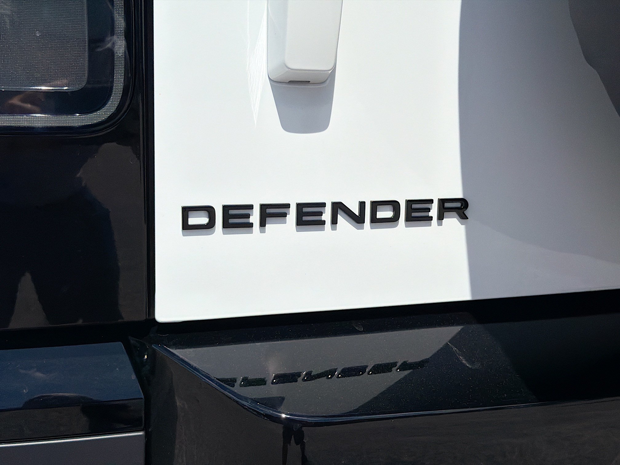 New 2026 Land Rover Defender 110 S AWD/4WD image 11