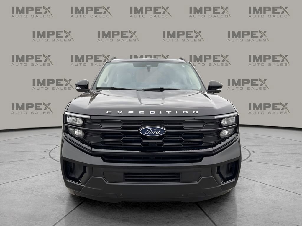 Used 2025 Ford Expedition Max Active image 8