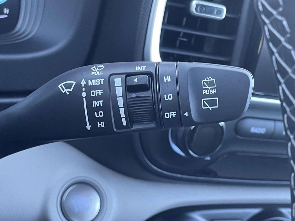 New 2026 Hyundai Venue SEL FWD image 24