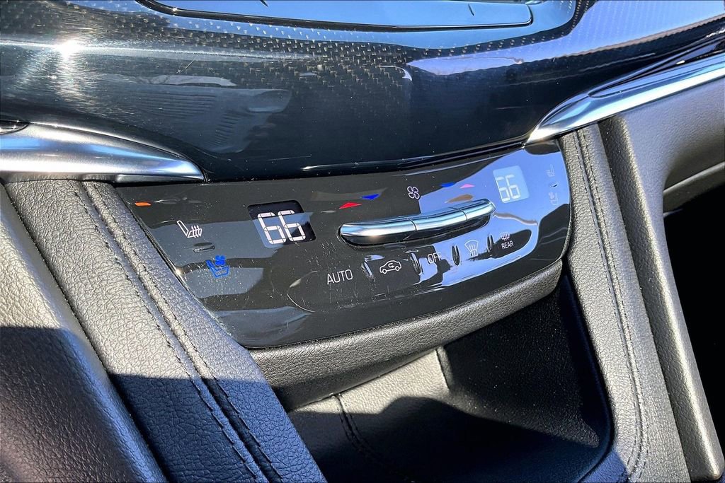 Certified 2023 Cadillac XT6 Sport w/ Technology Package image 24