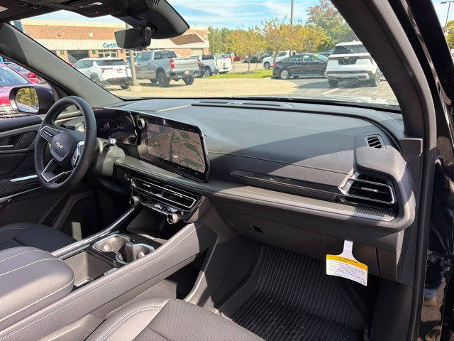 New 2027 Chevrolet Traverse LT w/ Sun and Wheel Package FWD image 36