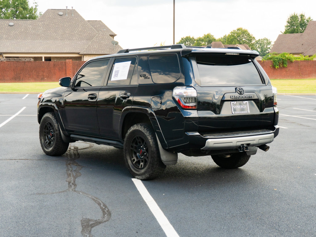 Used 2022 Toyota 4Runner TRD Off-Road Premium AWD/4WD image 8
