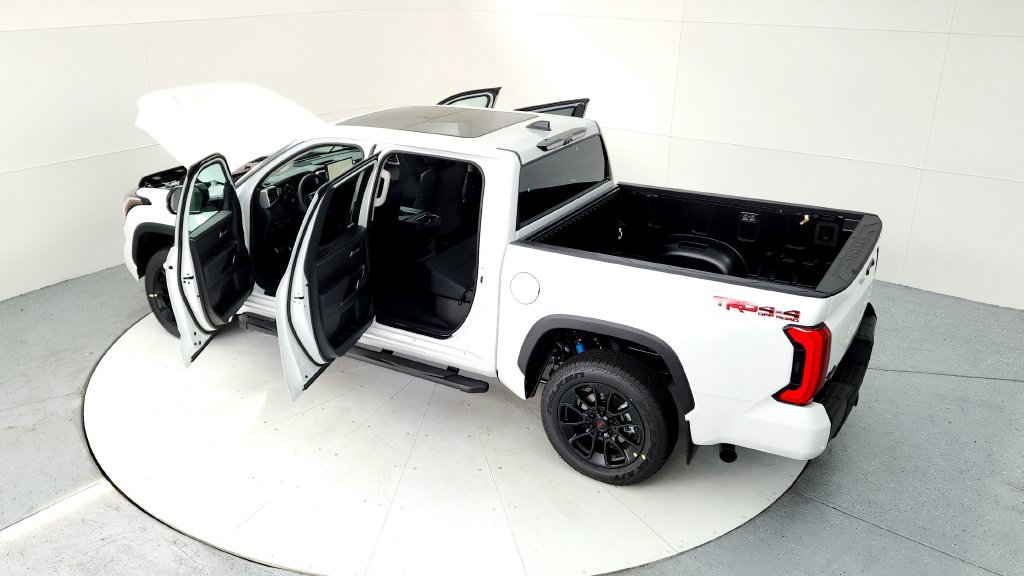 Used 2024 Toyota Tundra Limited w/ TRD Off-Road Package AWD/4WD image 19