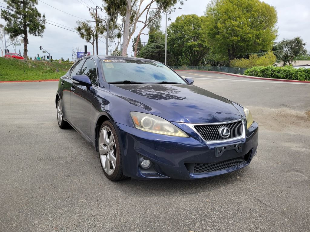 Used 2011 Lexus IS 250 w/ Premium Pkg Value Edition RWD image 5