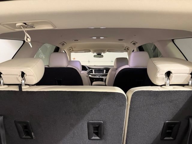 Certified 2023 Buick Enclave Essence FWD image 10