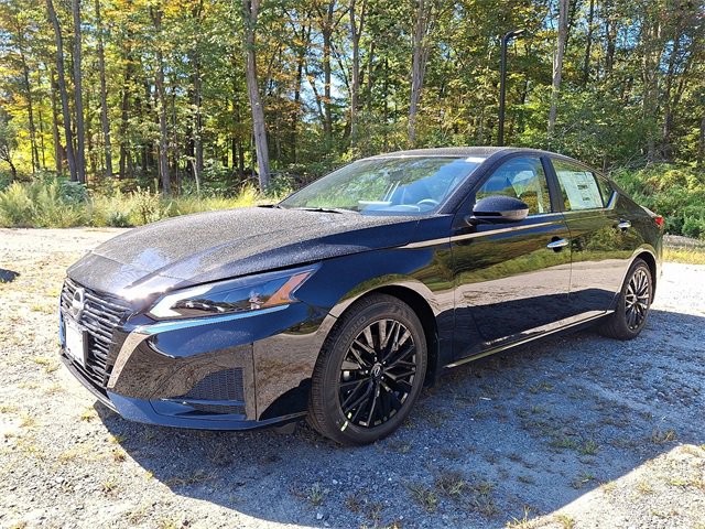 New 2025 Nissan Altima 2.5 SV w/ SV Special Edition Package image 2