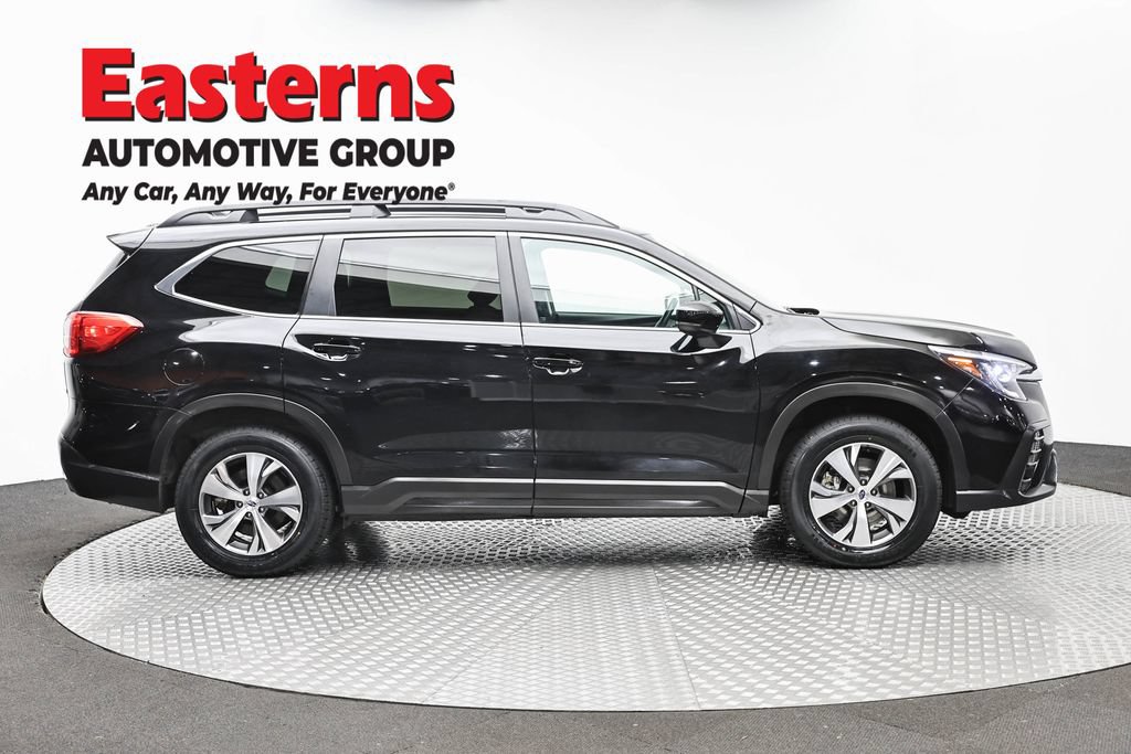 Used 2025 Subaru Ascent Premium AWD/4WD image 4