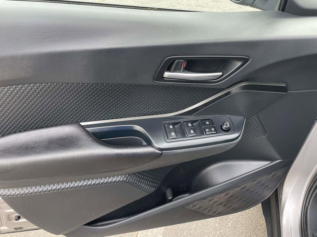 Used 2019 Toyota C-HR LE image 24