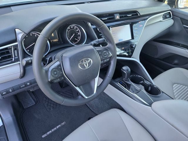 Certified 2018 Toyota Camry SE FWD image 12