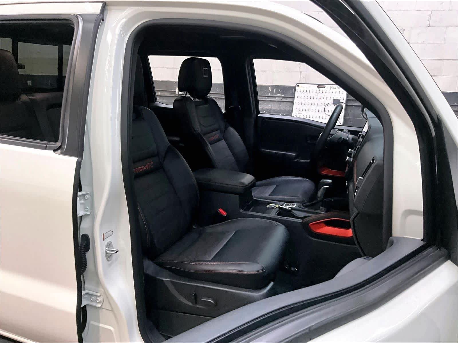 Used 2026 Nissan Frontier PRO-4X w/ Pro Premium Package AWD/4WD image 11