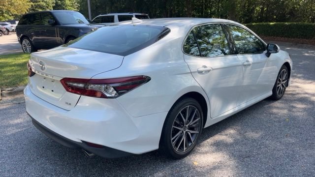 Used 2023 Toyota Camry XLE w/ Navigation Package FWD image 9