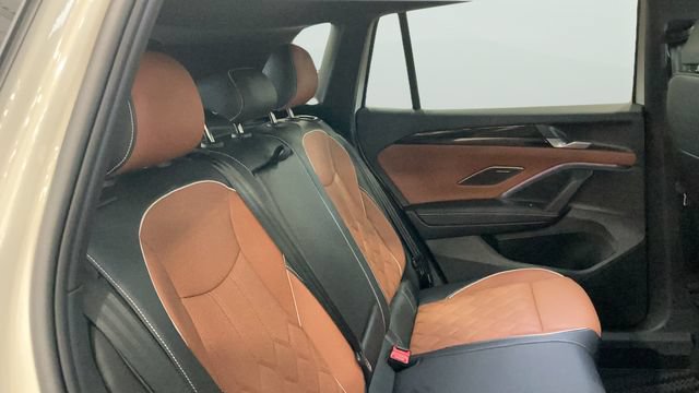 New 2026 Volkswagen Tiguan SEL R-Line AWD/4WD image 19