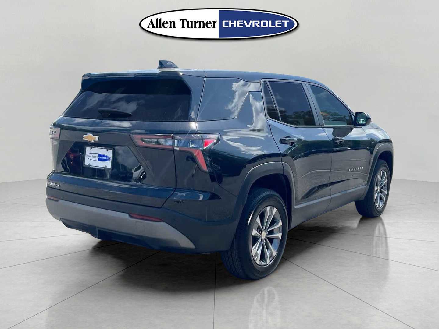 New 2026 Chevrolet Equinox LT FWD image 4