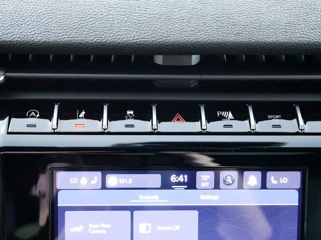 Used 2024 Jeep Grand Cherokee Altitude image 52