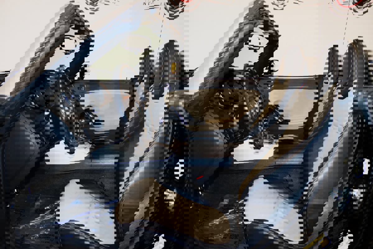 Used 2007 Saturn Sky w/ Premium Trim Pkg image 34