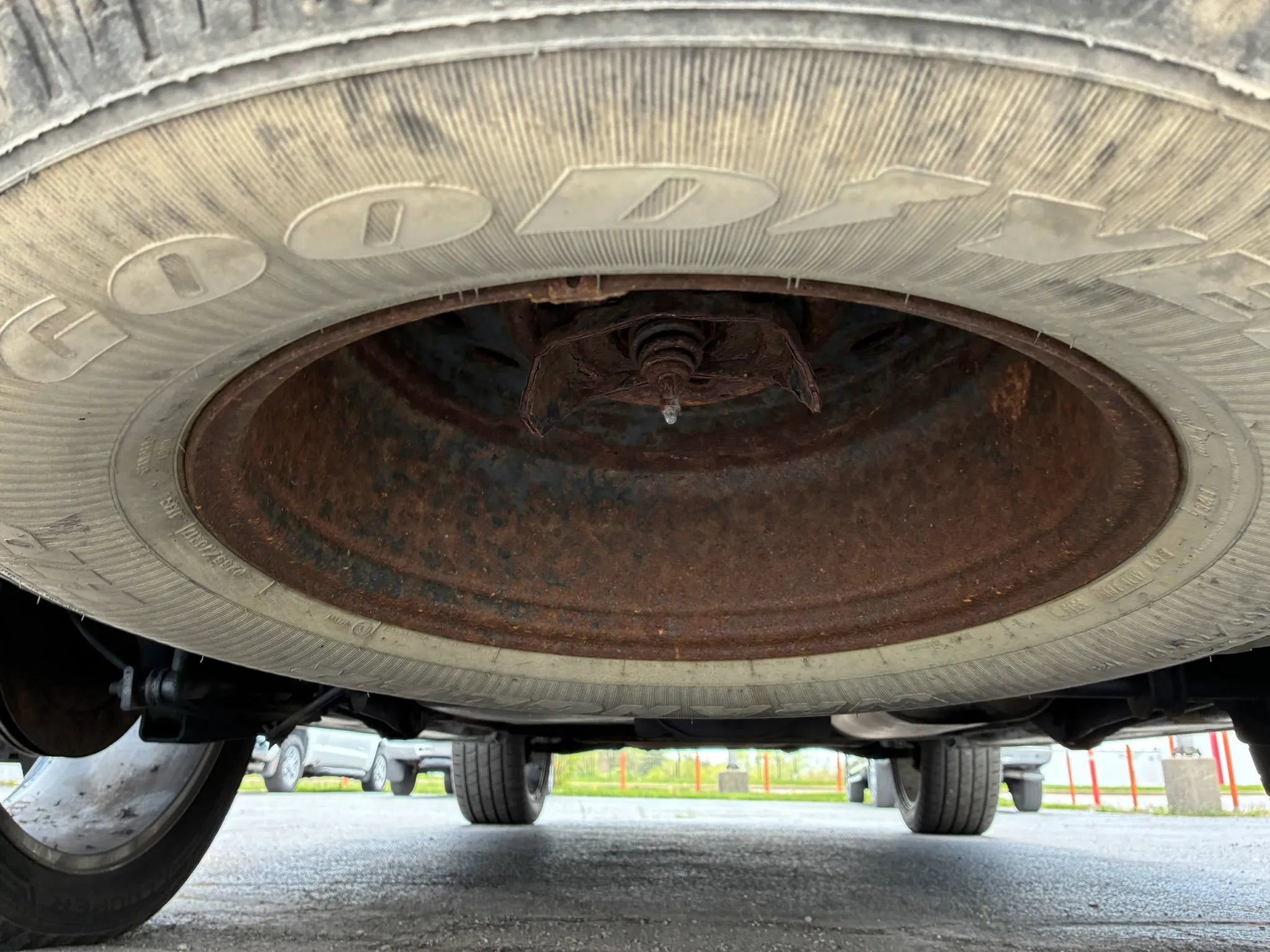 Used 2014 Cadillac Escalade Luxury AWD/4WD image 25