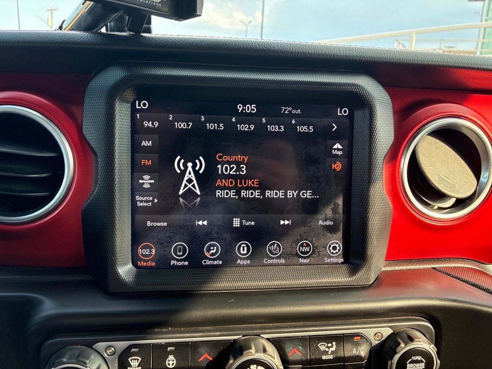 Used 2020 Jeep Wrangler Unlimited Rubicon AWD/4WD image 23