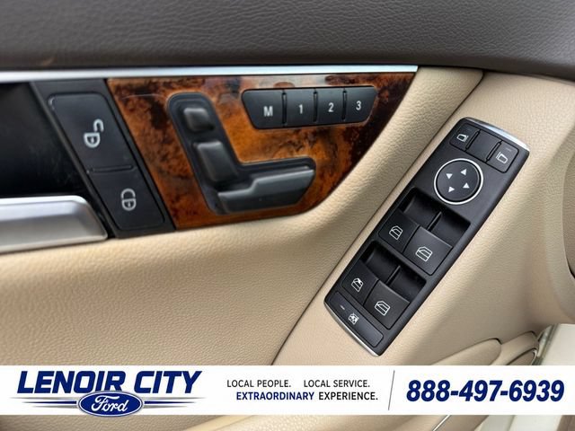 Used 2012 Mercedes-Benz C 300 4MATIC Sedan image 16