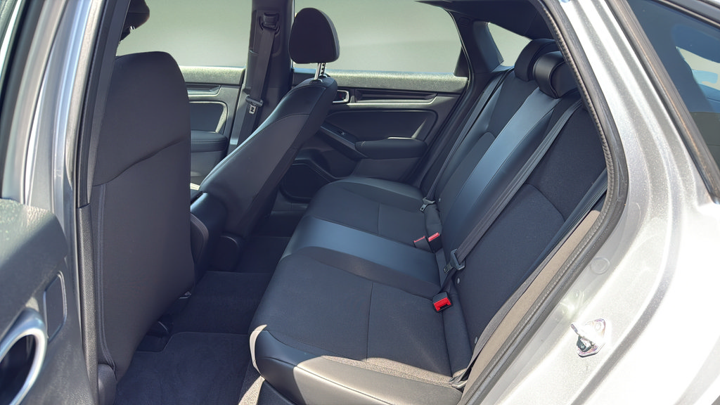 Used 2023 Honda Civic Sport image 15