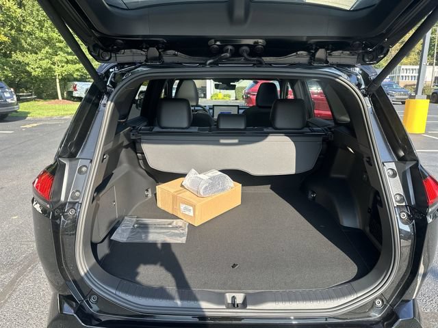 New 2026 Toyota RAV4 XSE w/ Panoramic Sun Roof Package AWD/4WD image 24