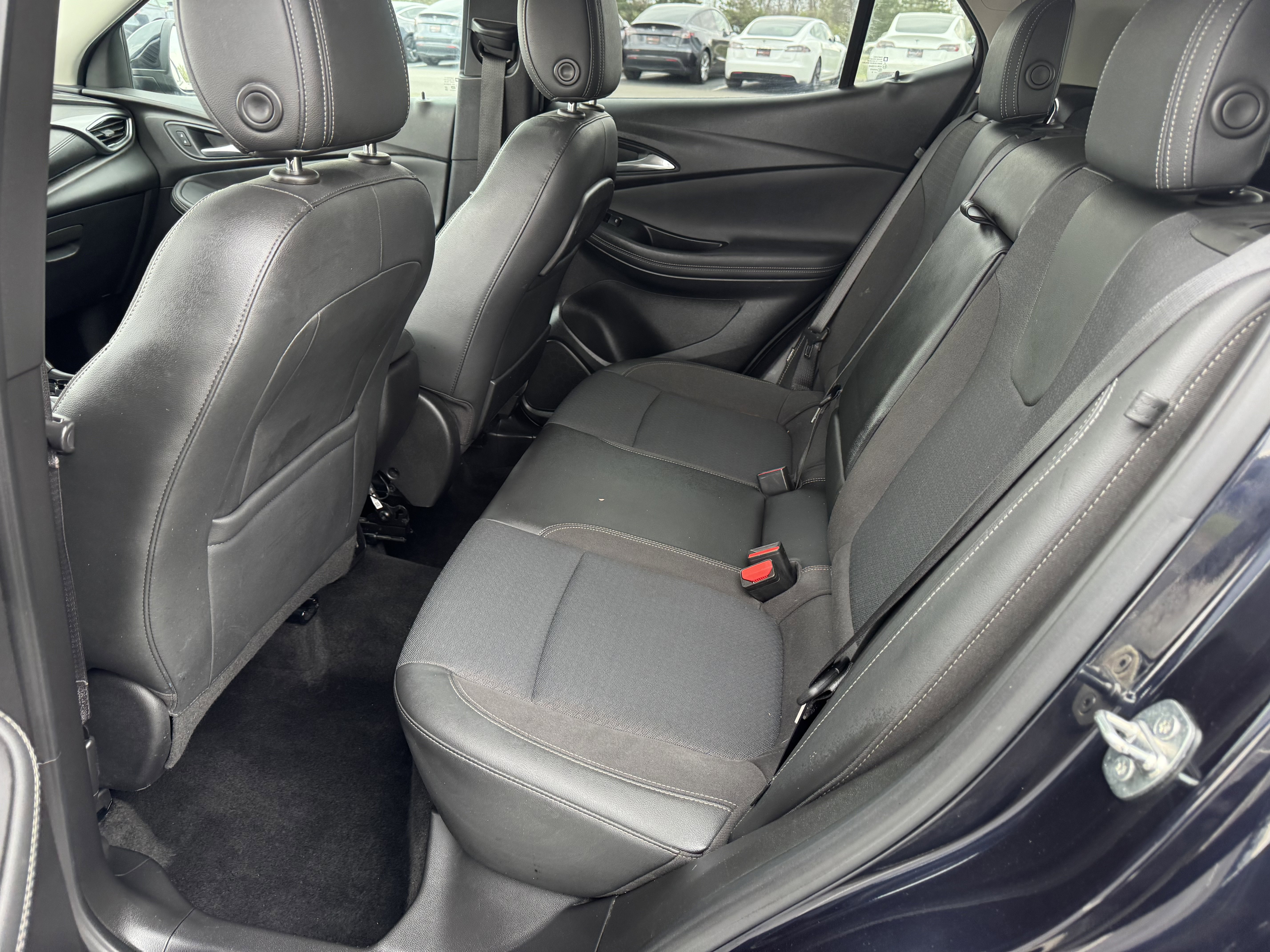 Used 2021 Buick Encore GX Select w/ Sport Touring Package AWD/4WD image 14