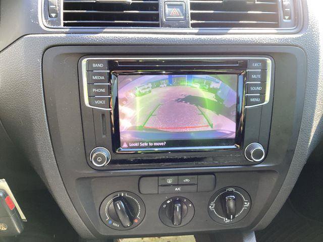 Used 2016 Volkswagen Jetta S image 10