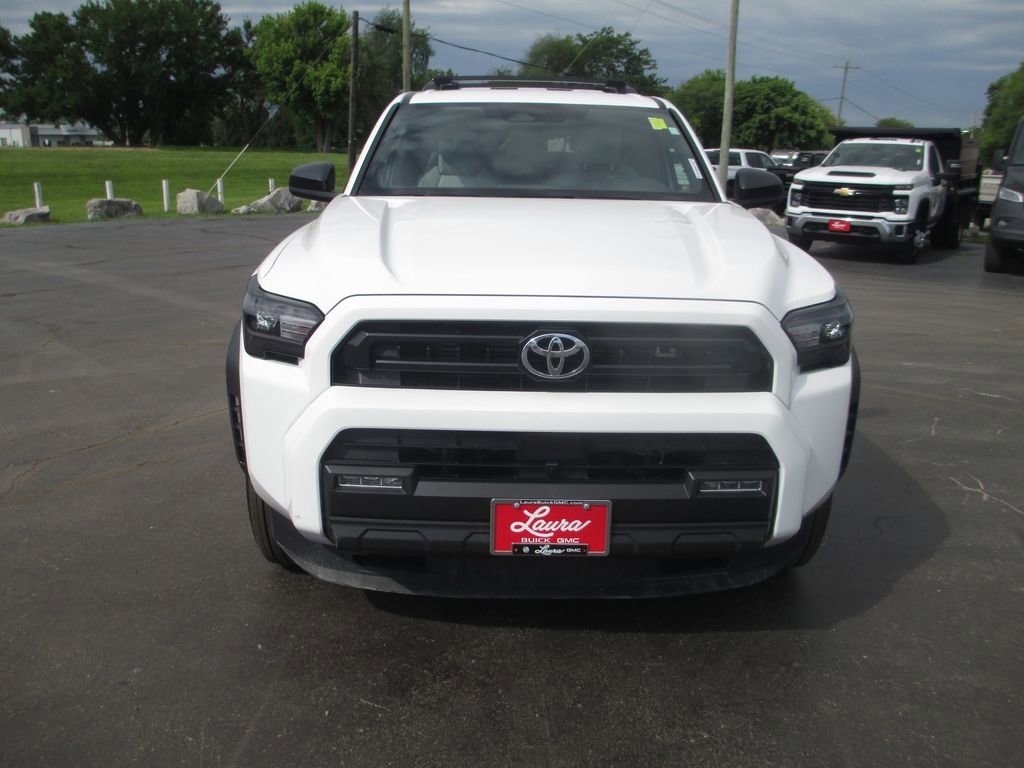Used 2026 Toyota 4Runner SR5 AWD/4WD image 13