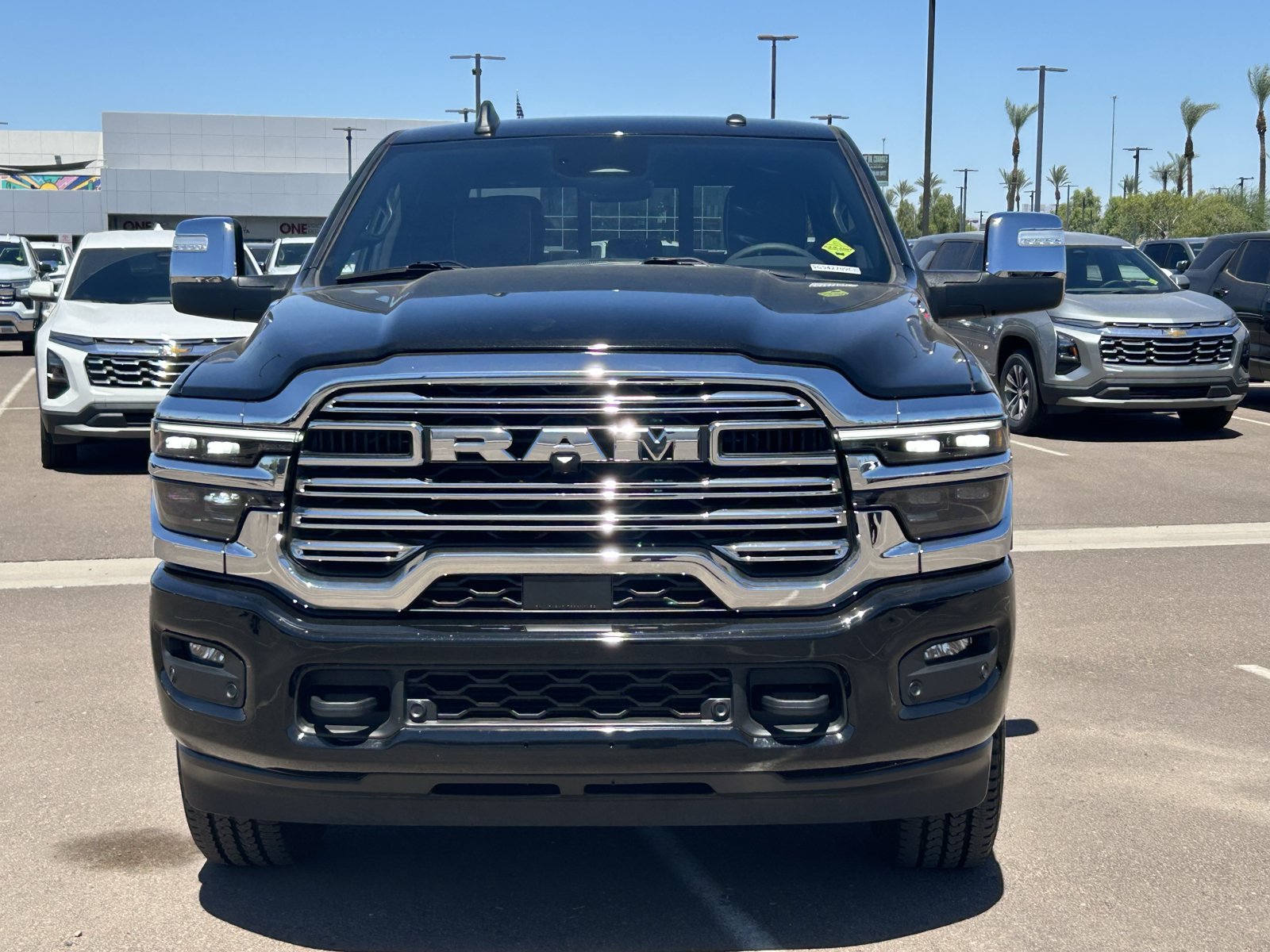 Used 2025 RAM 2500 Laramie AWD/4WD image 8