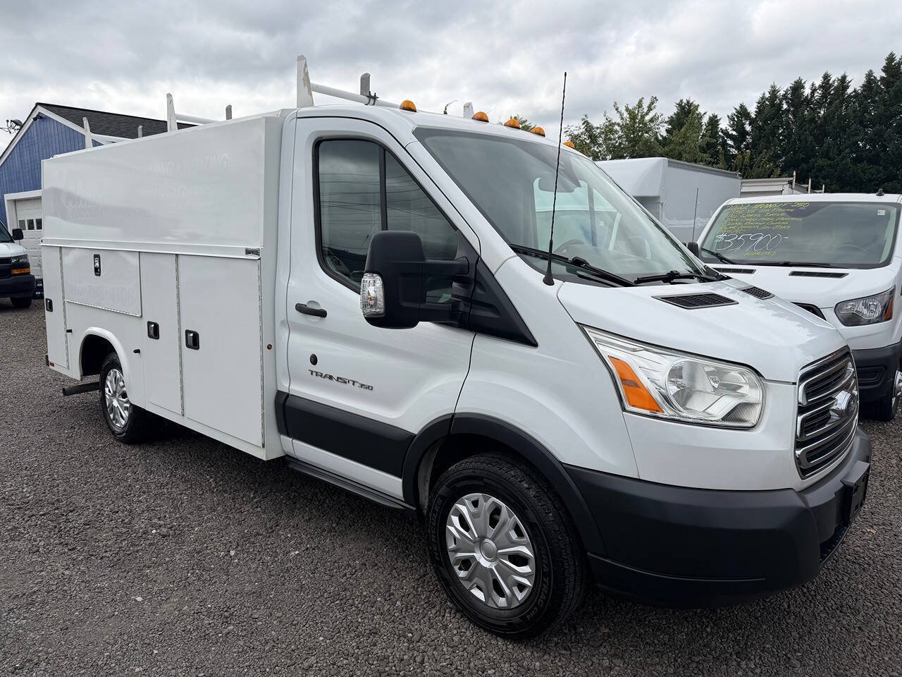 Used 2017 Ford Transit 350 138 w/ Interior Upgrade Package RWD image 4