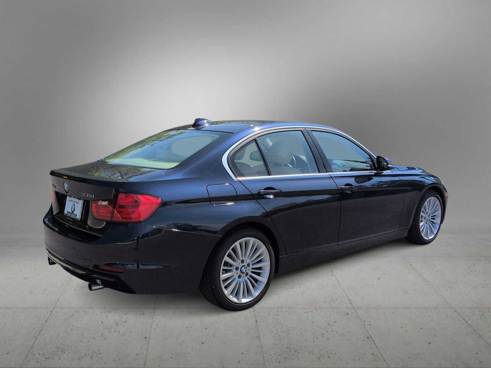 Used 2013 BMW 335i xDrive Sedan AWD/4WD image 8