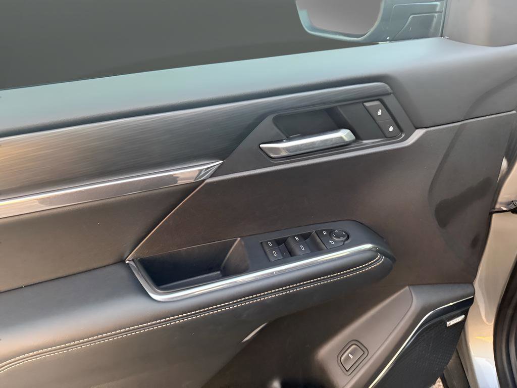 Certified 2025 GMC Acadia Elevation image 11