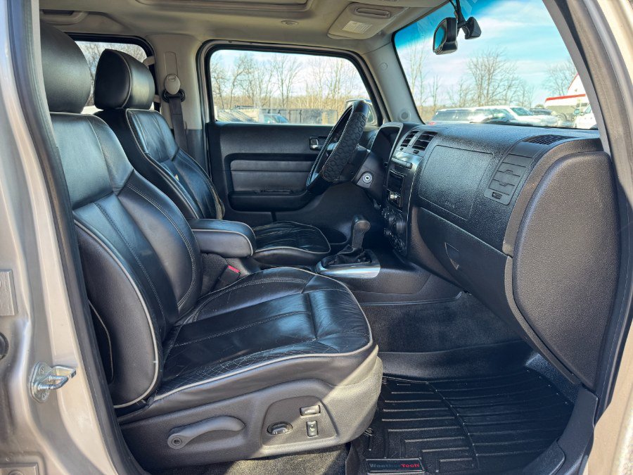 Used 2006 HUMMER H3 4dr 4WD SUV image 19