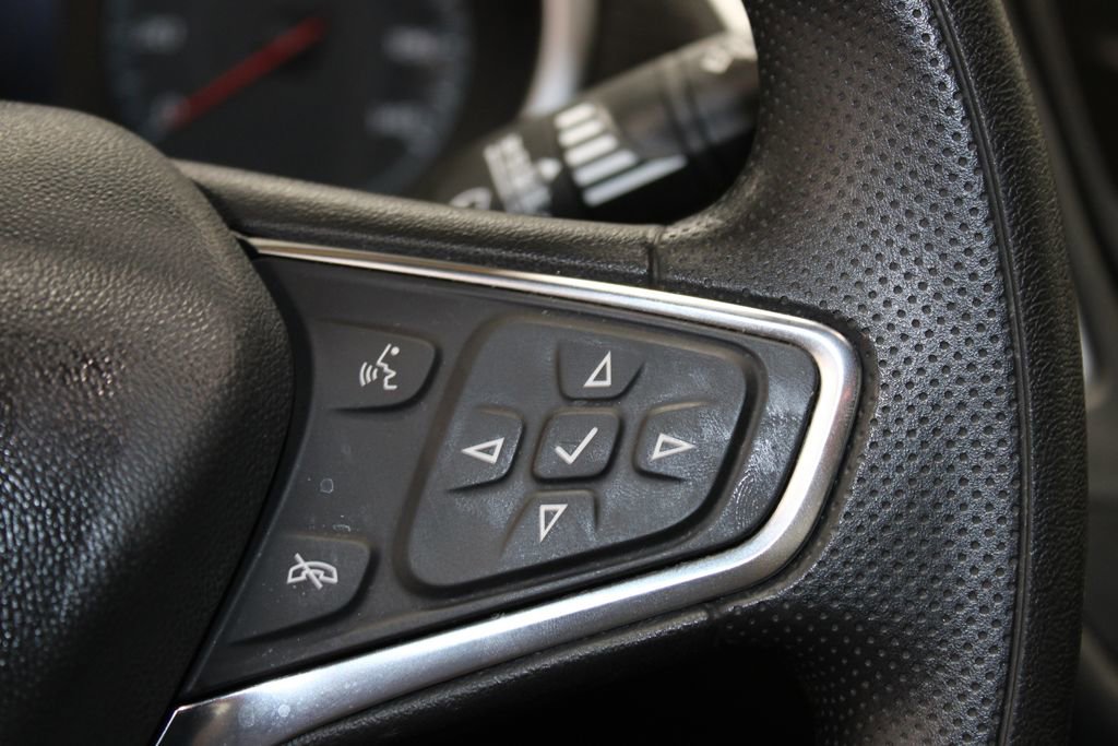 Used 2024 Chevrolet Malibu LT image 31