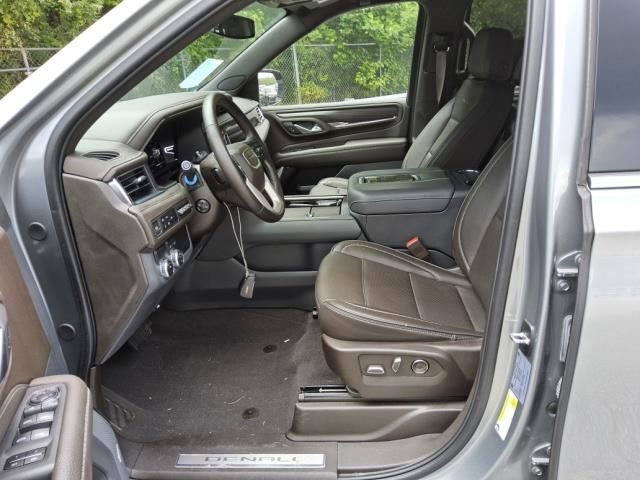 Used 2023 GMC Yukon Denali RWD image 5
