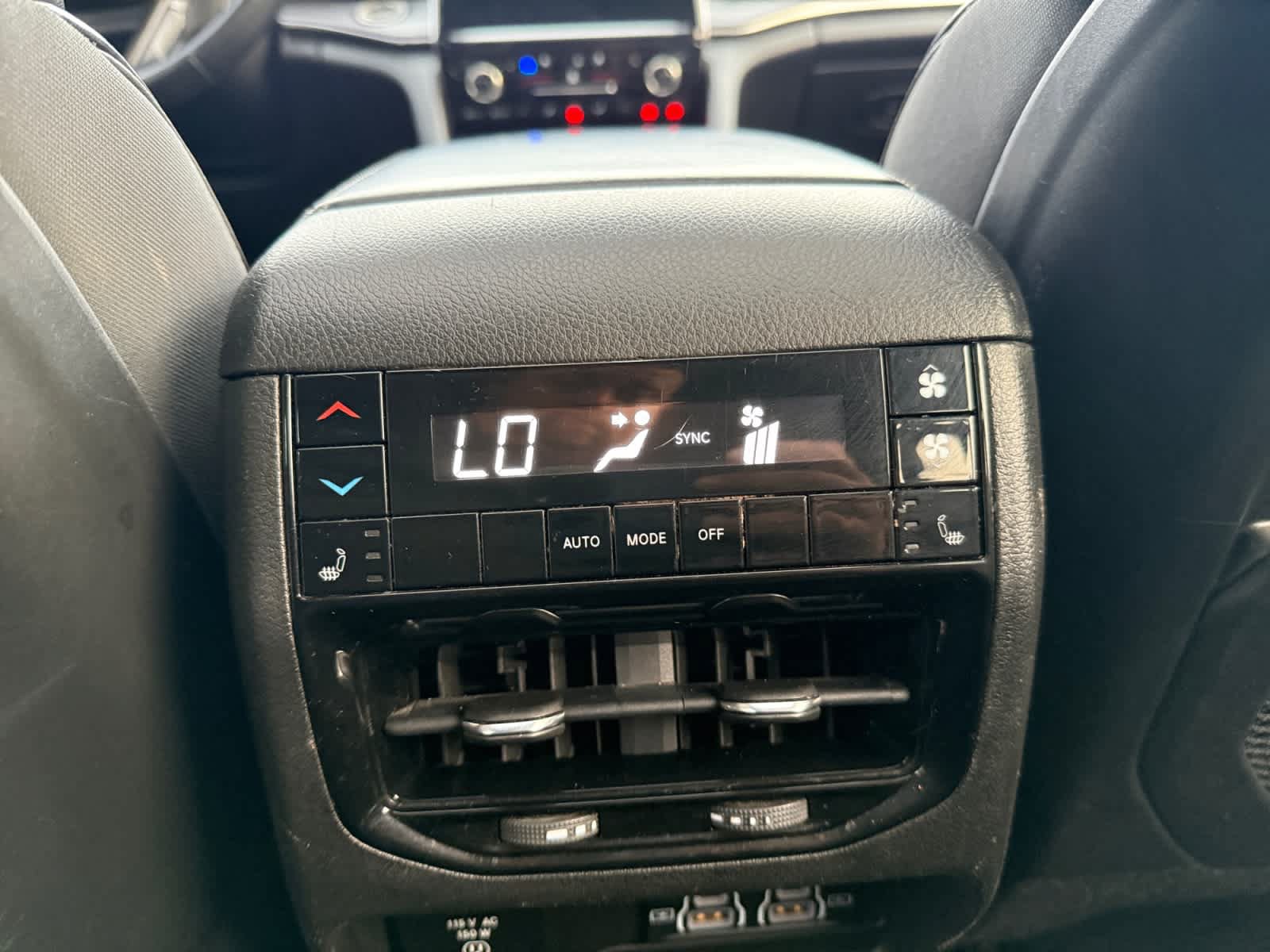 Used 2022 Jeep Grand Cherokee L Overland AWD/4WD image 19