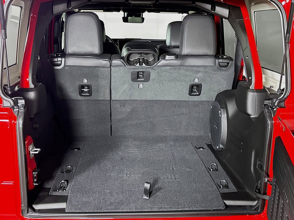New 2025 Jeep Wrangler Sahara image 22