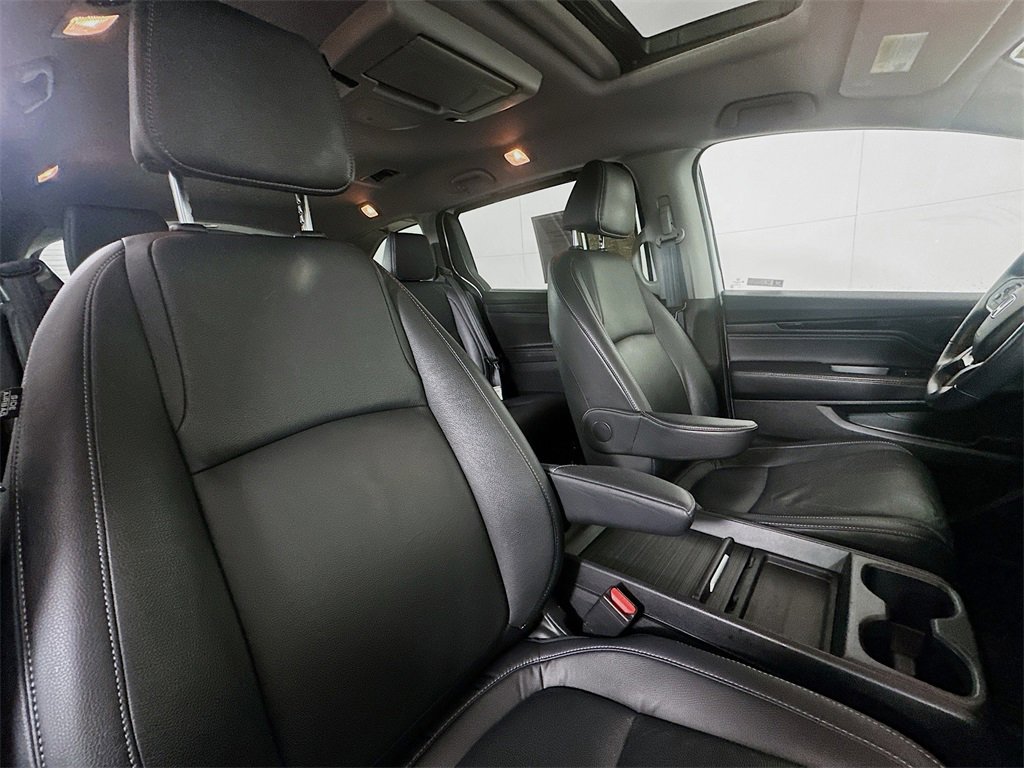 Used 2022 Honda Odyssey Touring image 31