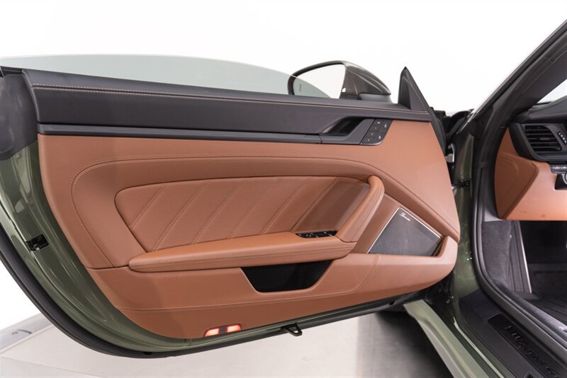 Used 2024 Porsche 911 Targa 4 GTS AWD/4WD image 84