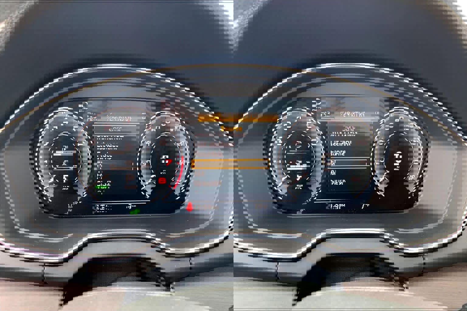 Used 2022 Audi Q5 e Premium Plus image 26